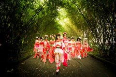 霸气！专业！成都秧歌团美女高玩访谈